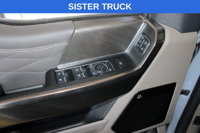 Used 2025 Ford F250 Platinum w/ Platinum Plus Package AWD/4WD image 27