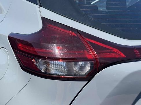 Used 2024 Nissan Kicks SV FWD image 11