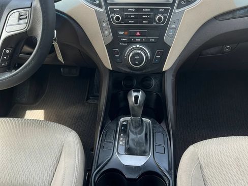 Used 2017 Hyundai Santa Fe Sport FWD image 13