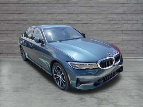 Used 2021 BMW 330i xDrive Sedan w/ Convenience Package AWD/4WD image 3