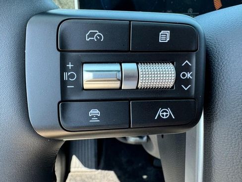 Certified 2025 Hyundai Santa Fe SE AWD/4WD image 16