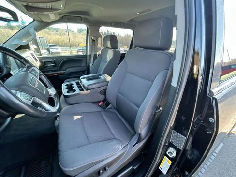 Used 2019 GMC Sierra 3500 SLE w/ SLE Preferred Package image 17