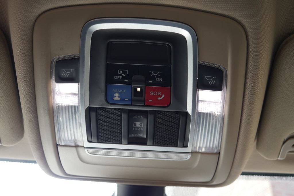 Used 2022 RAM 2500 Laramie AWD/4WD image 24