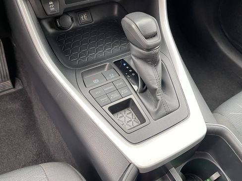 Certified 2025 Toyota RAV4 XLE AWD/4WD image 23