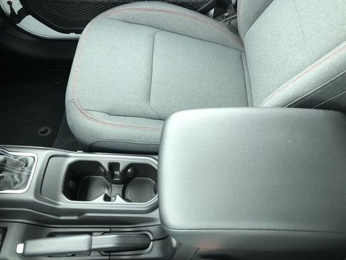 New 2026 Jeep Wrangler Unlimited Rubicon image 25