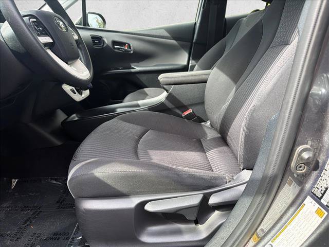 Used 2018 Toyota Prius Two w/ Prius Two Safety Plus Package FWD image 13