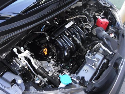 Used 2016 Honda Fit EX image 21