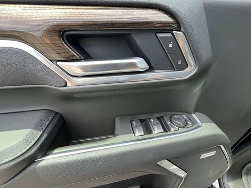 New 2026 Chevrolet Silverado 1500 RST w/ Redline Edition image 22