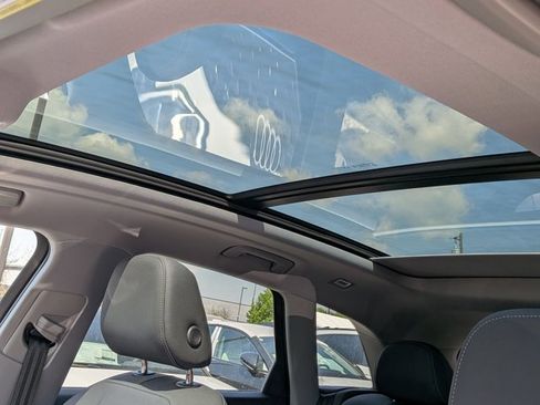 Used 2025 Audi Q5 Premium w/ Convenience Package AWD/4WD image 13