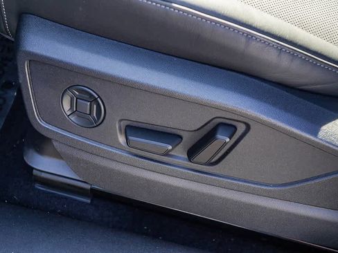 New 2025 Audi Q5 Premium Plus w/ Premium Plus image 24