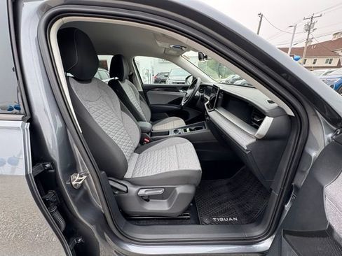Certified 2025 Volkswagen Tiguan S AWD/4WD image 22