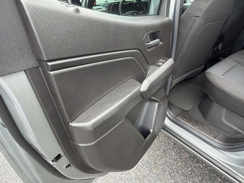 New 2026 Chevrolet Blazer LT w/ Convenience Package FWD image 18
