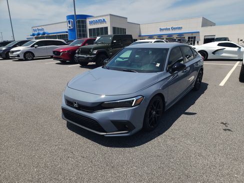 Used 2024 Honda Civic Sport image 8