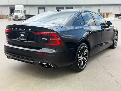 Used 2019 Volvo S60 T5 R-Design FWD image 7