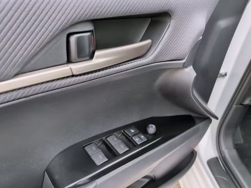 Used 2026 Toyota Camry SE w/ Convenience Package FWD image 11