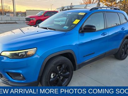 Used 2023 Jeep Cherokee Altitude Lux