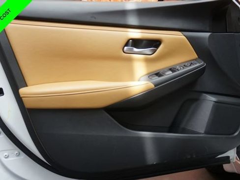 Certified 2023 Nissan Sentra SV w/ SV Premium Package FWD image 30