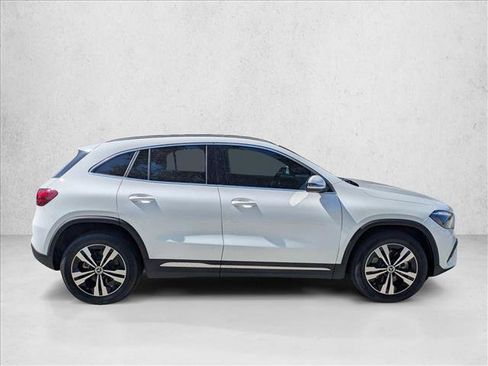 Certified 2026 Mercedes-Benz GLA 250 4MATIC image 4
