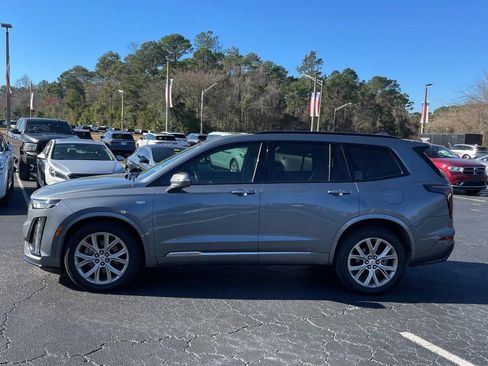 Used 2020 Cadillac XT6 Sport image 2