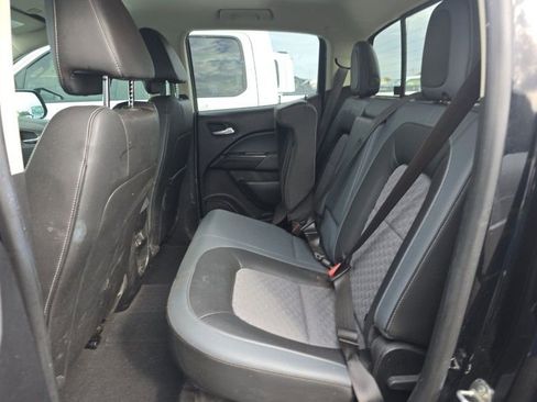 Used 2022 Chevrolet Colorado Z71 image 11