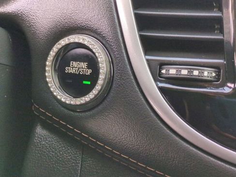 Certified 2019 Chevrolet Trax LT w/ LT Convenience Package image 17