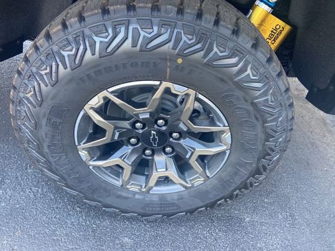 New 2025 Chevrolet Colorado ZR2 w/ Technology Package image 5