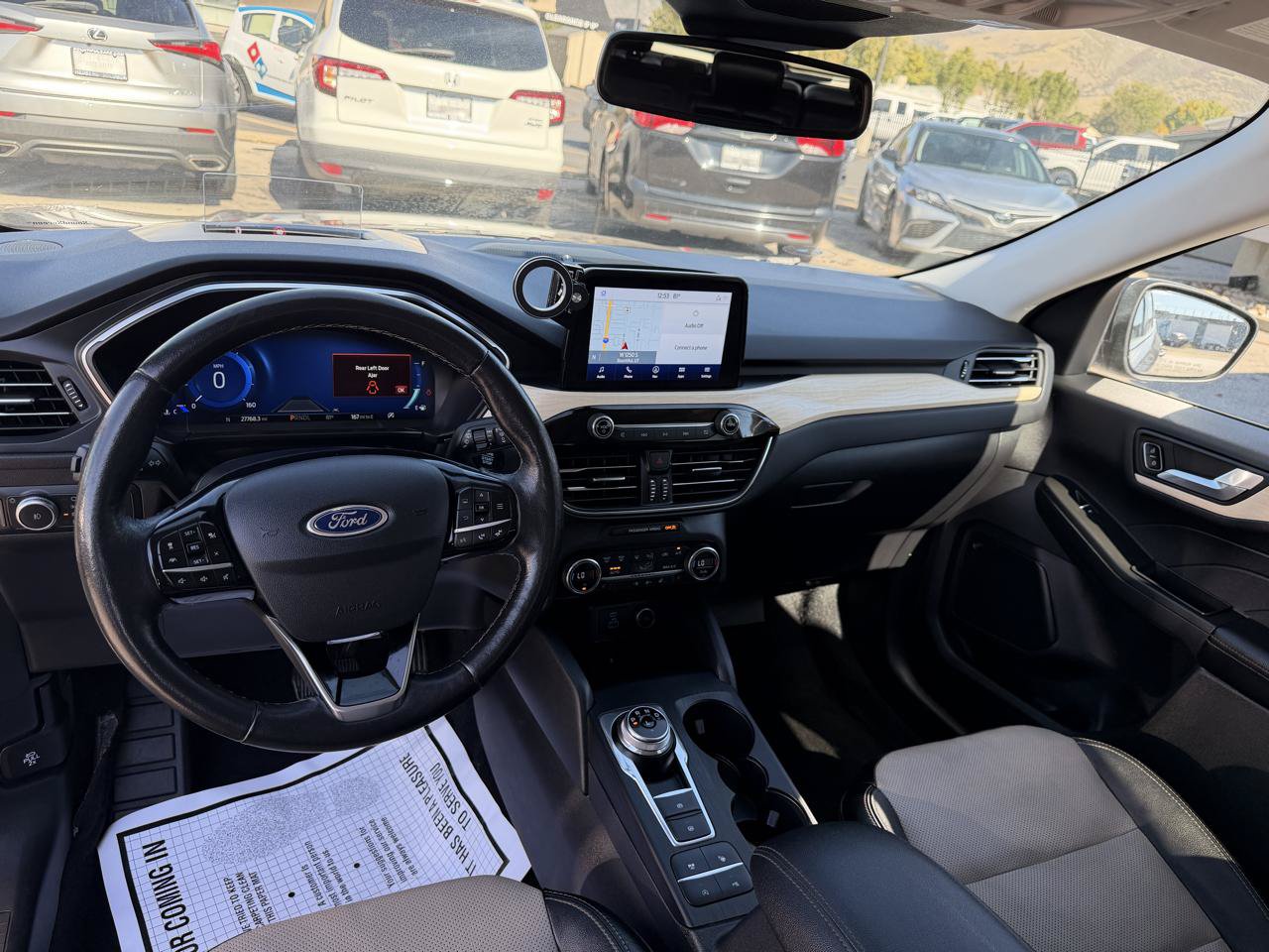 Used 2021 Ford Escape Titanium w/ Titanium Elite Package AWD/4WD image 11