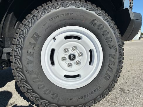 New 2025 Ford Bronco Heritage Edition image 19