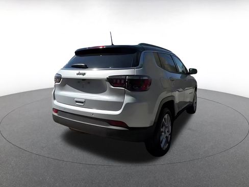 Used 2025 Jeep Compass Limited image 14