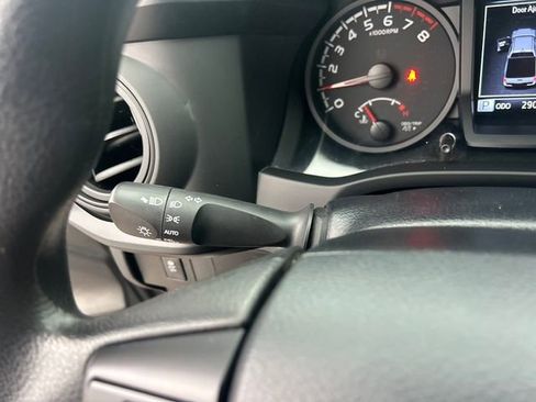 Used 2023 Toyota Tacoma TRD Sport image 16