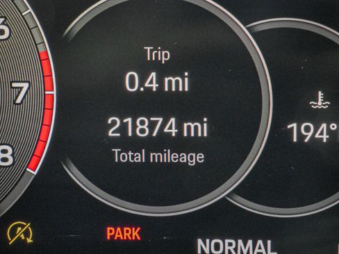 Used 2024 Porsche Cayenne image 22