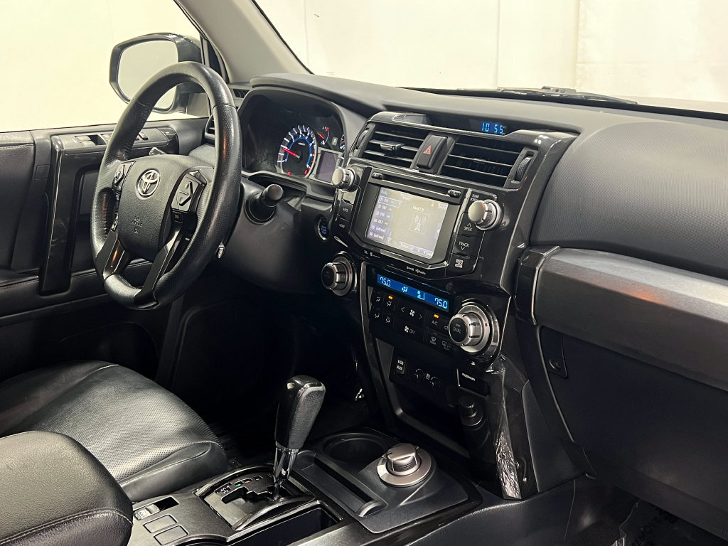Used 2019 Toyota 4Runner Limited AWD/4WD image 20