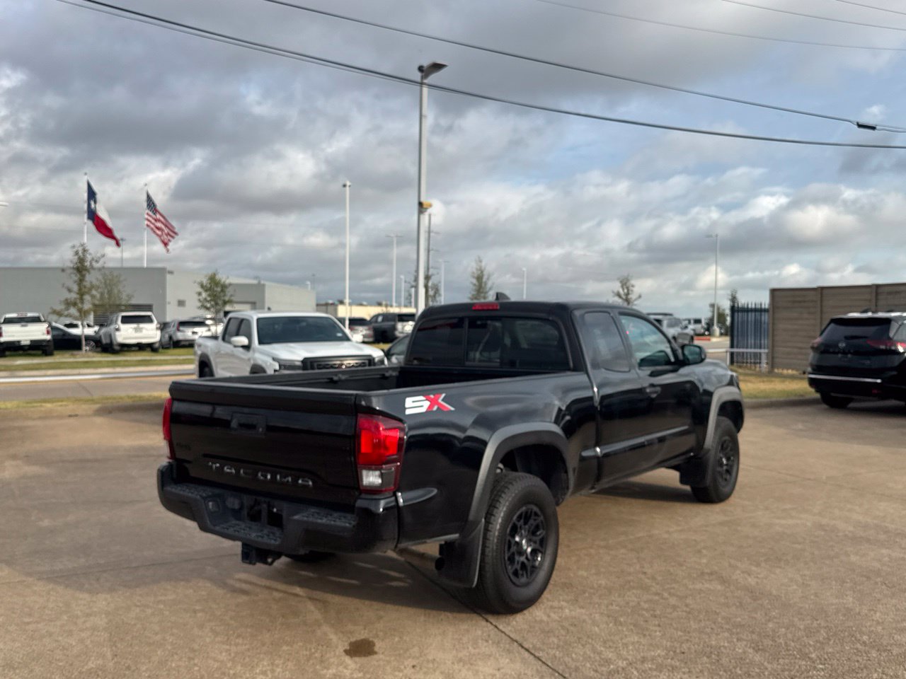 Used 2021 Toyota Tacoma SR w/ SX Package AWD/4WD image 24