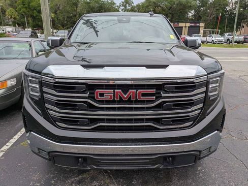 Used 2025 GMC Sierra 1500 SLT RWD image 2
