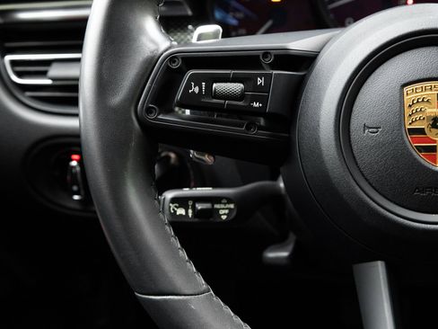 Certified 2023 Porsche Macan S AWD/4WD image 14