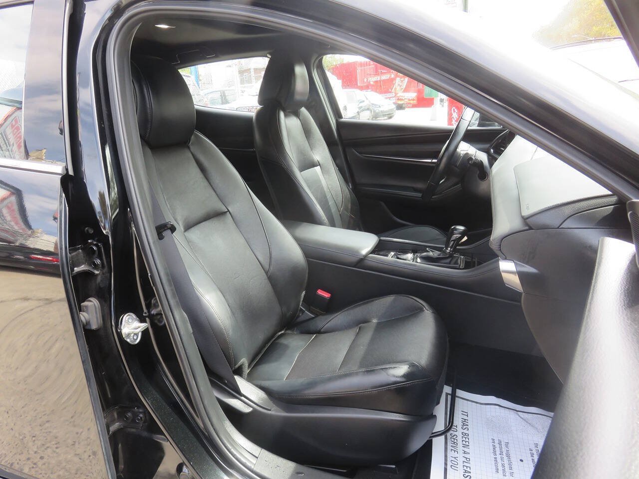 Used 2019 MAZDA MAZDA3 AWD Hatchback w/ Premium Pkg image 10