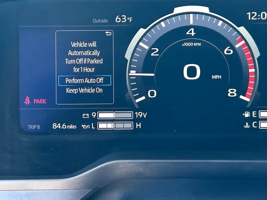 Used 2024 Toyota Tundra Limited AWD/4WD image 18