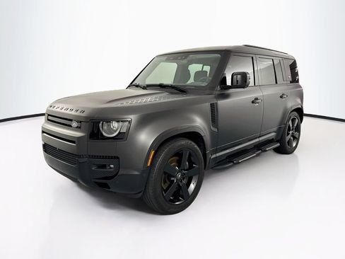 Used 2024 Land Rover Defender 110 X-Dynamic SE AWD/4WD image 1