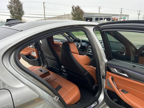 Used 2019 BMW M5 w/ Executive Package image 26