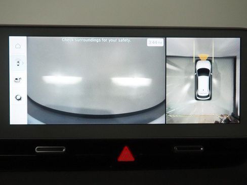 Used 2023 Hyundai Ioniq 5 Limited RWD image 32