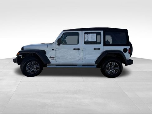 Used 2021 Jeep Wrangler Unlimited Sport image 4