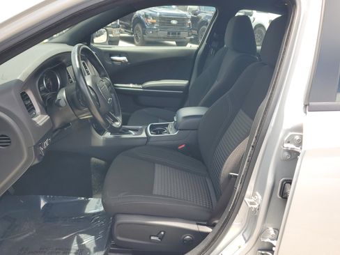Used 2023 Dodge Charger SXT image 11
