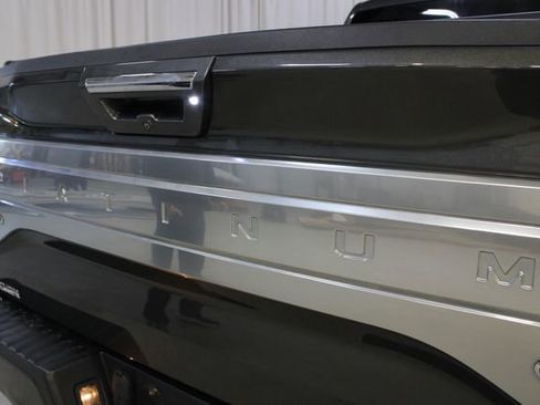 Used 2016 Ford F150 Platinum w/ Equipment Group 701A Luxury AWD/4WD image 30