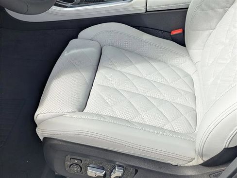 New 2026 BMW X5 sDrive40i w/ M Sport Package image 4