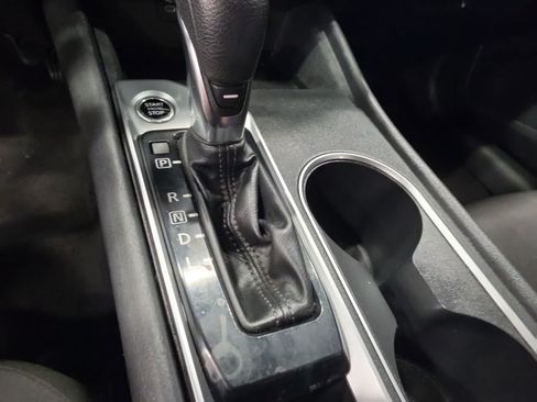 Used 2022 Nissan Altima 2.5 SV FWD image 22