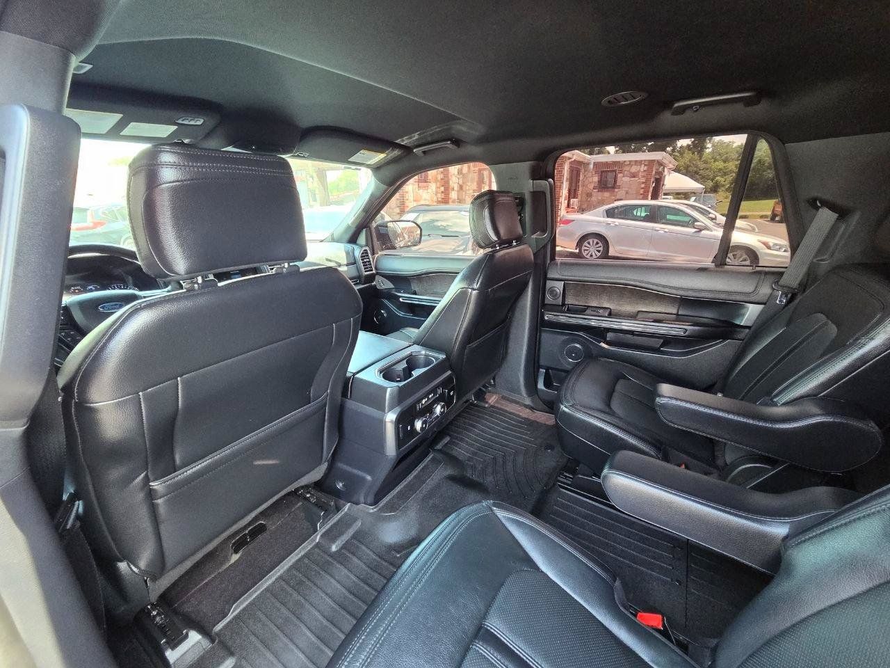 Used 2019 Ford Expedition Limited AWD/4WD image 15