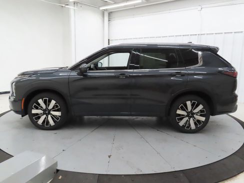New 2026 Mitsubishi Outlander SEL FWD image 6