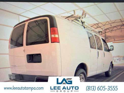 Used 2015 Chevrolet Express 2500 image 2