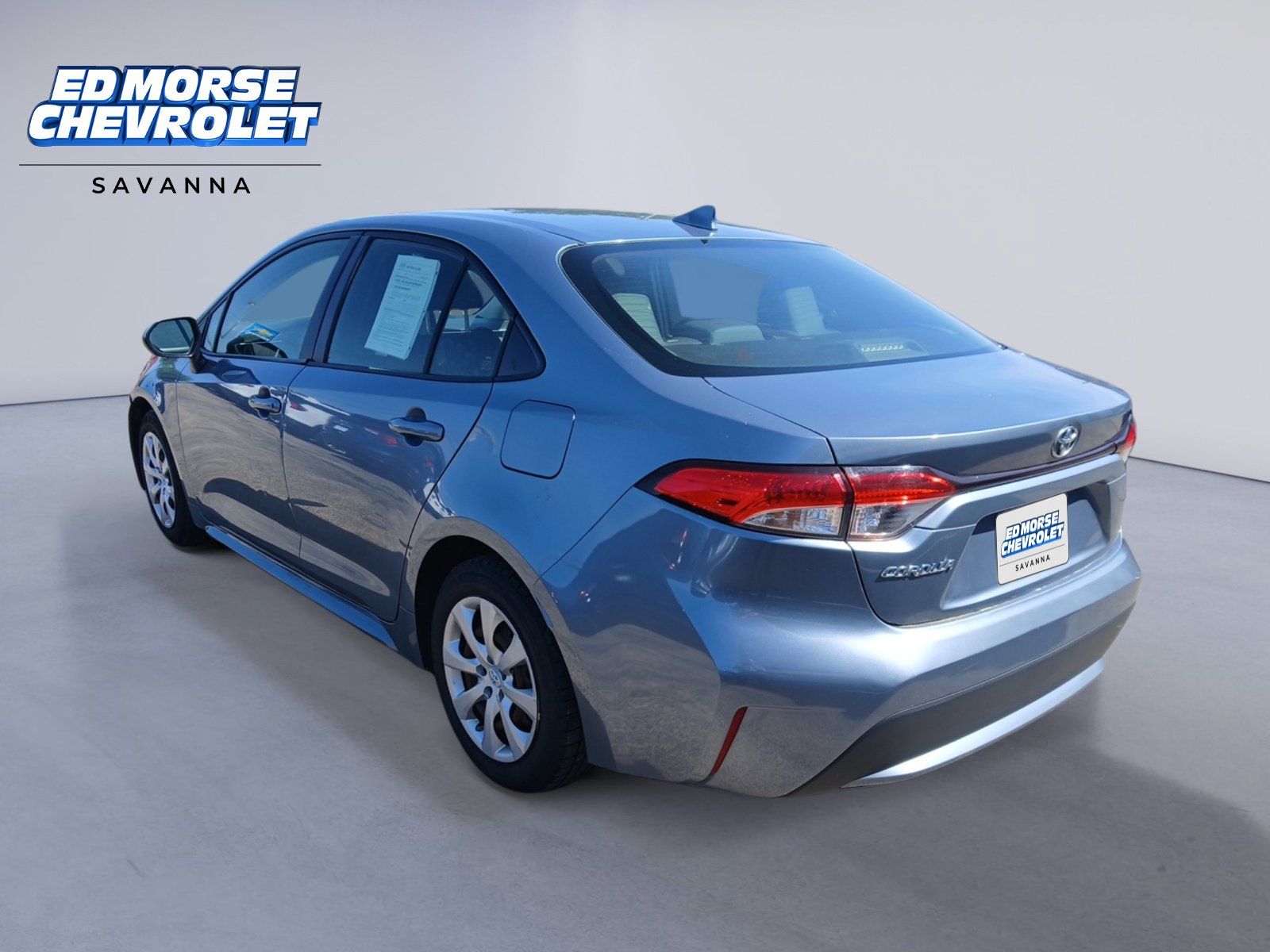 Used 2020 Toyota Corolla LE FWD image 3
