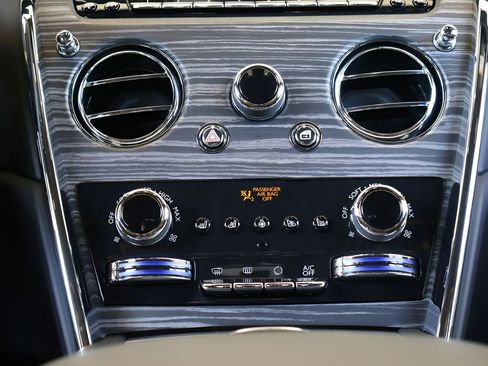 New 2026 Rolls-Royce Cullinan image 20